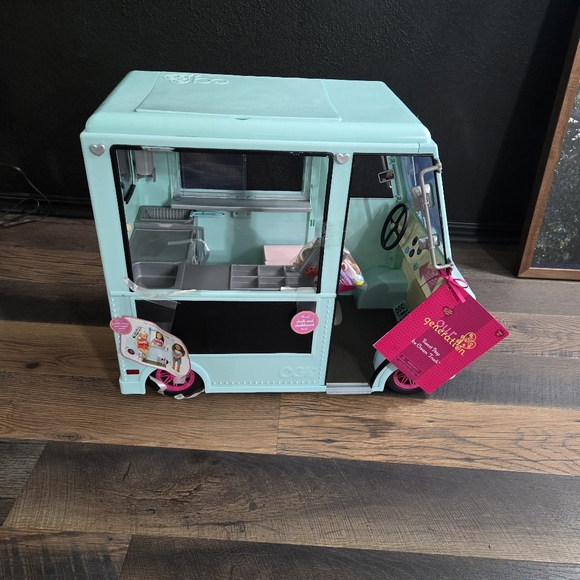 Our Generation Sweet Shop Ice Cream Truck Van With Accessories music and lights - Picture 1 of 12